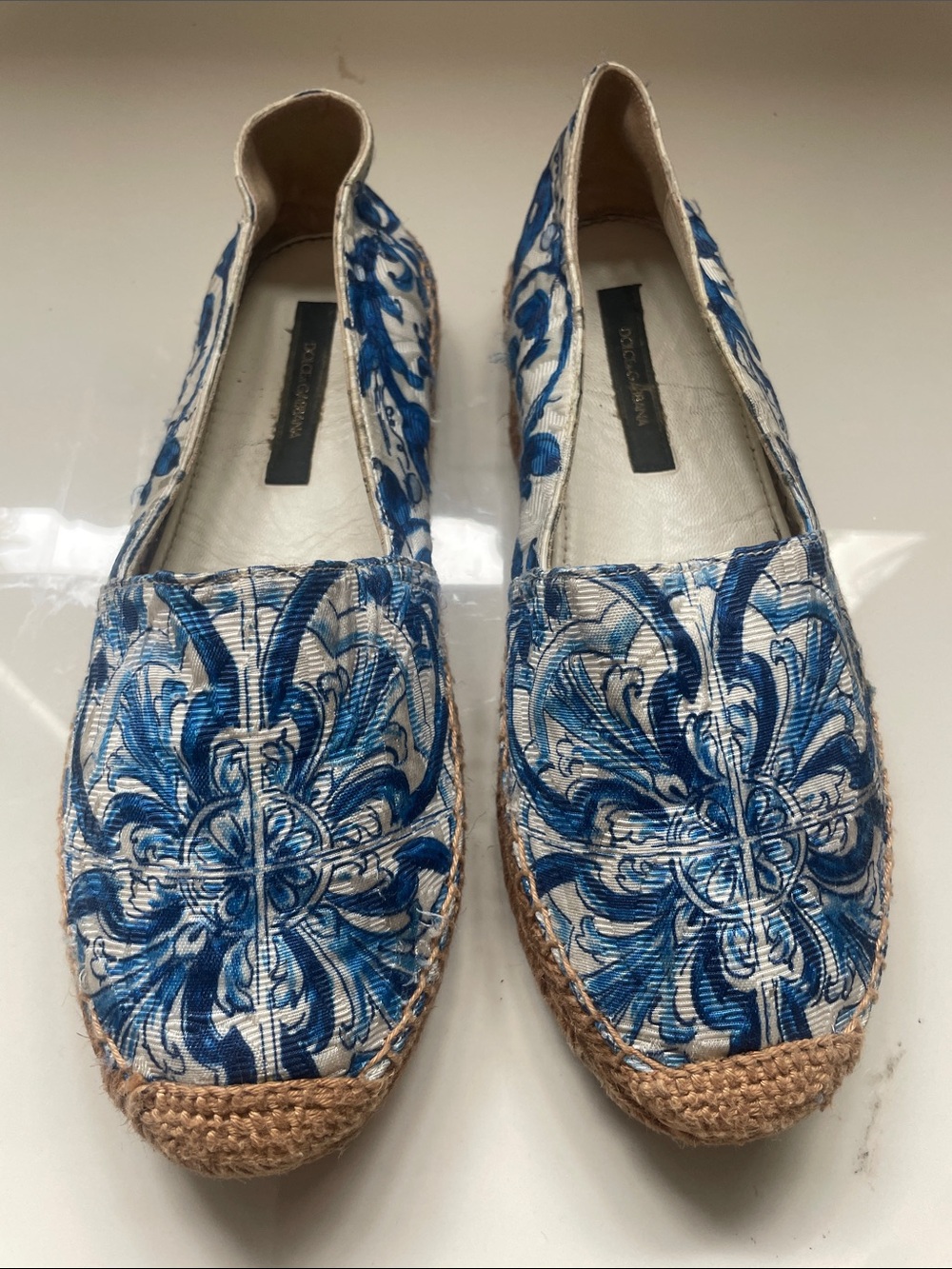Dolce & Gabbana Blue and white maiolica canvas slip on espadriles sz 36